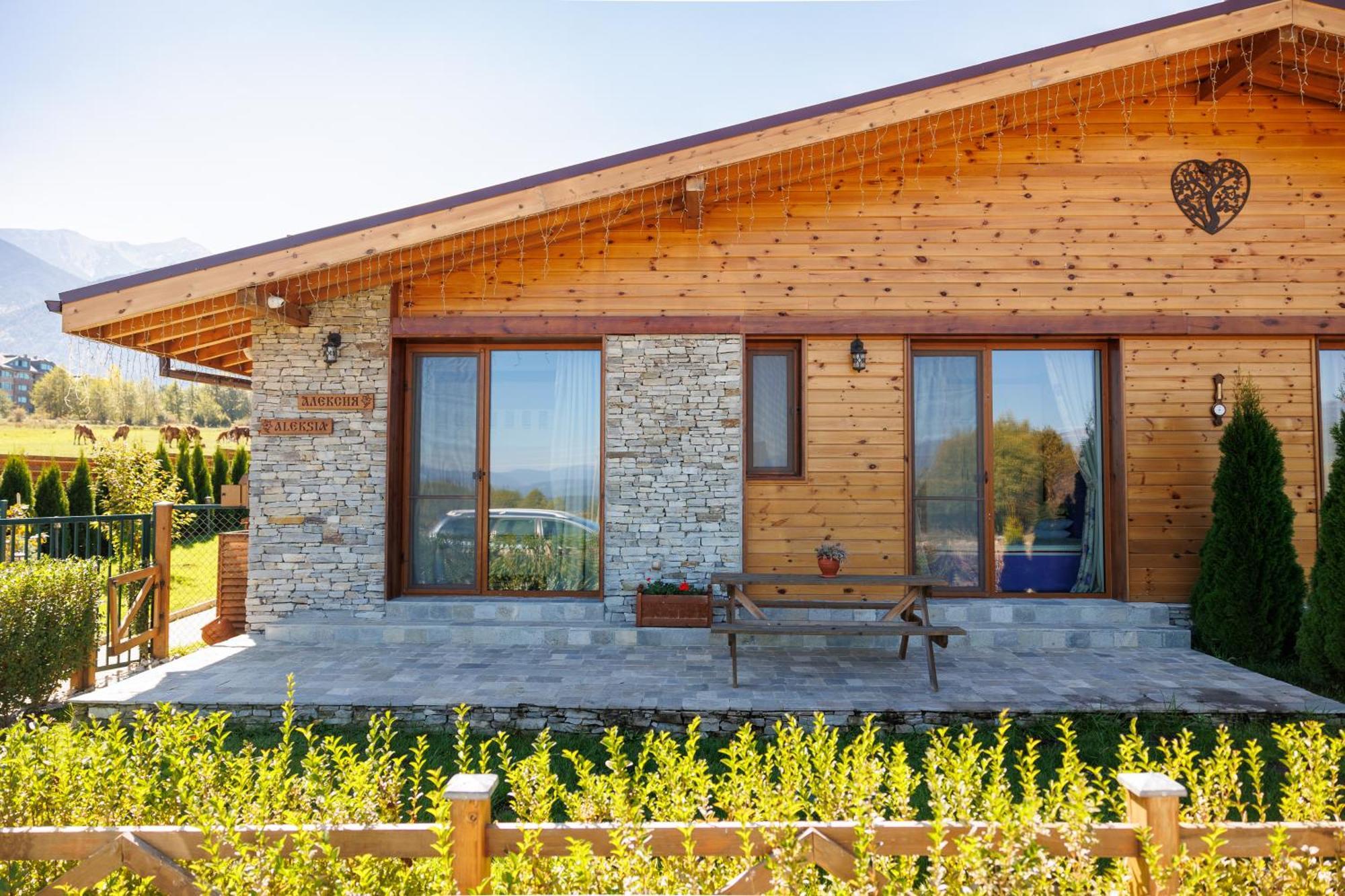 Mountain Villa Aleksia- With Jacuzzi Razlog Bagian luar foto