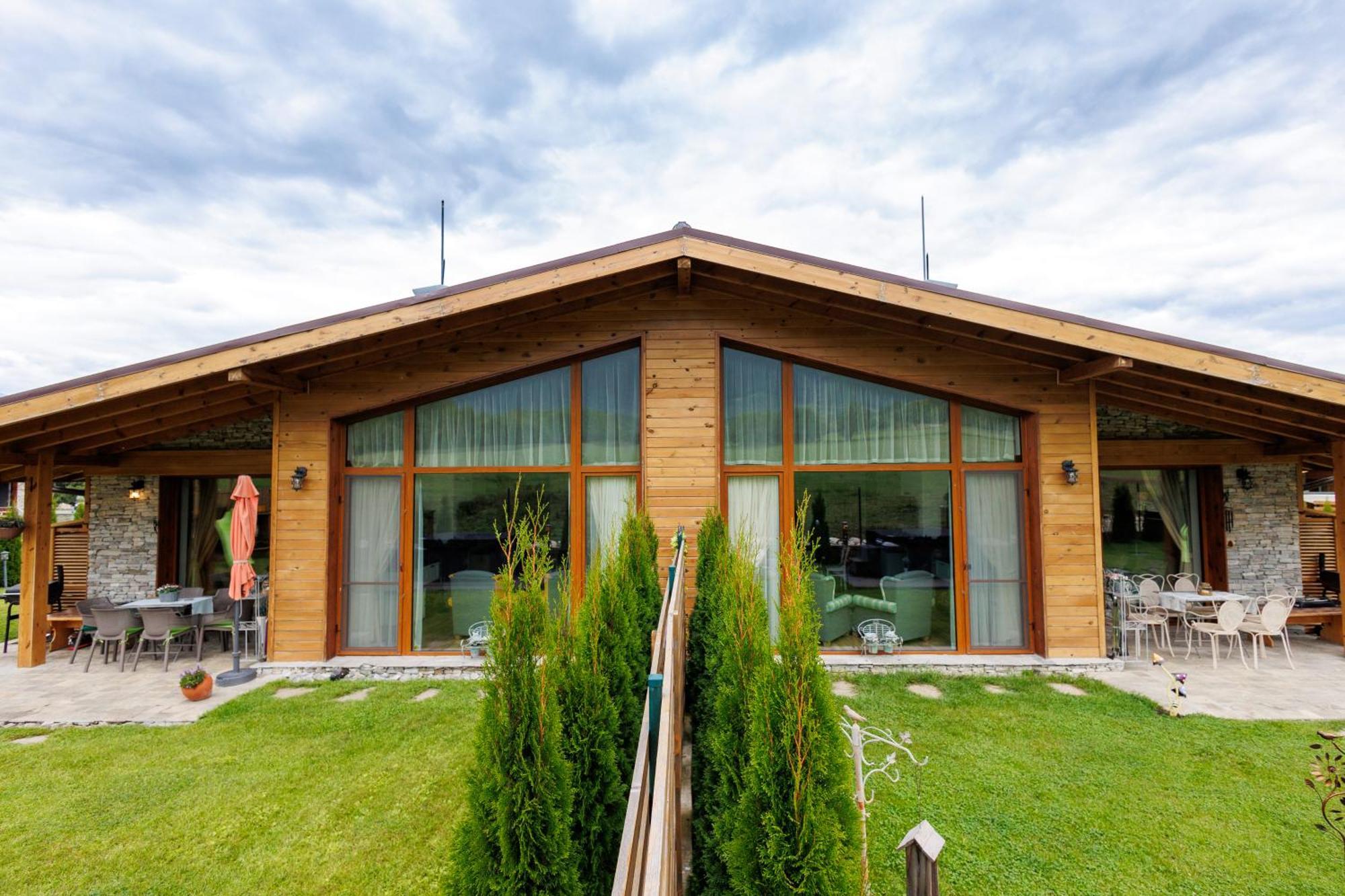 Mountain Villa Aleksia- With Jacuzzi Razlog Bagian luar foto